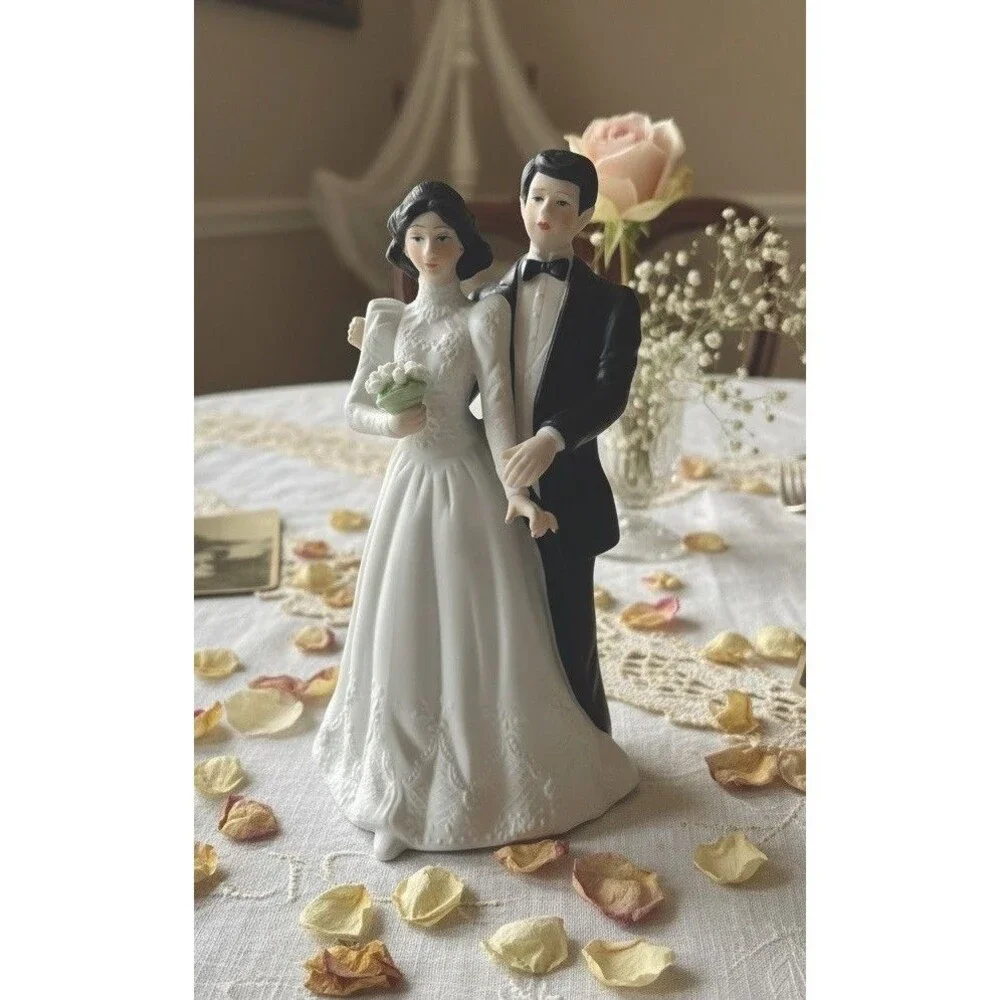 Vtg Porcelain Wedding Figurine Bride Groom Table Decor 8.5” Bridal Shower Love
